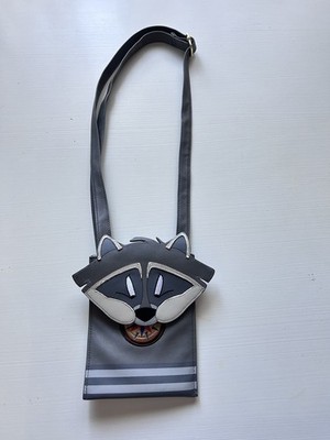 Disney Loungefly Pocahontas Meeko Crossbody Bag Gray Adjustable Strap 
