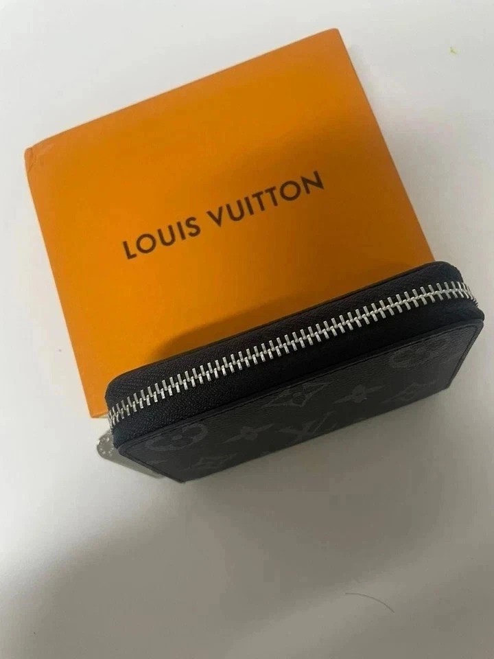 Louis Vuitton Black Monogram Canvas Zippy Zip Around Wallet Coin Purse Used