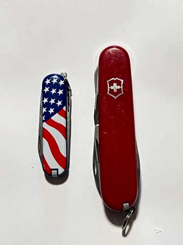 Lot of 2 Victorinox Swiss Army knives - Classic USA Flag - Super Tinker