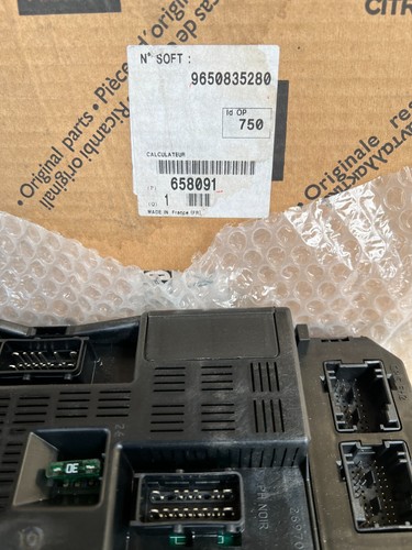 658091 Fuse Box for Peugeot 307 3A/C 2.0 HDI - Picture 2 of 2