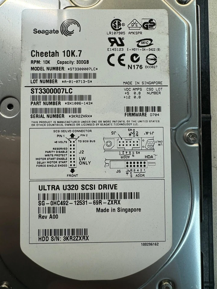 SEAGATE ST330007LC 9X1006-143 300GB 10K RPM SCSI Ultra320 80pin 8MB 3.5" HDD - Image 2 of 4