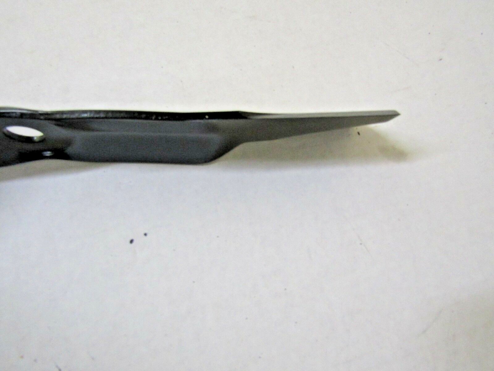 3 USA BLADES will fit John Deere 48" CUT GT225 GT235 GT245 GX255 GX325 GX335 