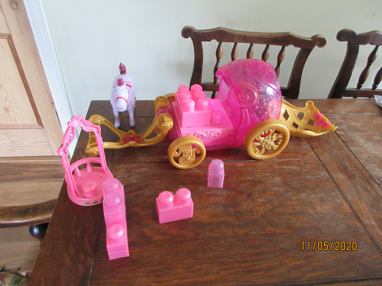 Picture 2 of 9