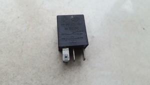 7700414484 реле renault