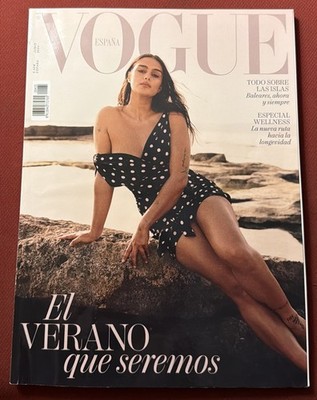 Vogue Espana Magazine JILL KORTLEVE KENDALL JENNER GIGI HADID Junio #435 2024