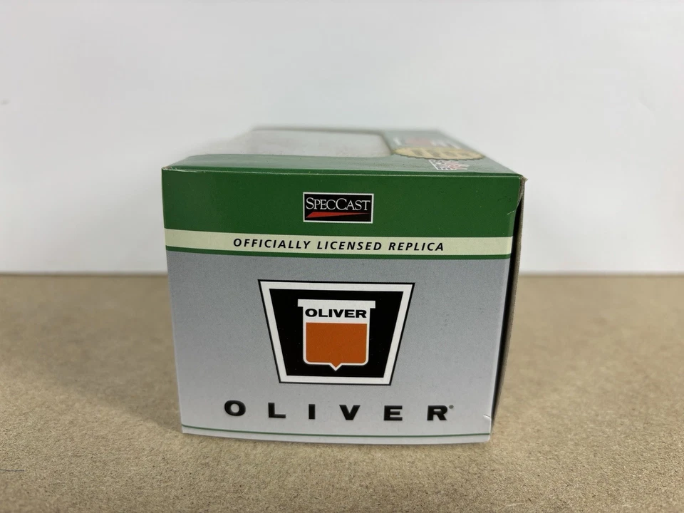 Oliver 1800 2019 Farm Show Edition 1/64 Scale By SpecCast SCT737 - Image 3 of 4