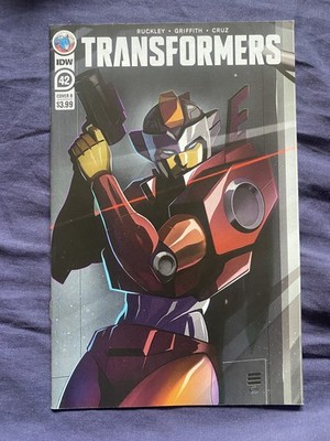 TRANSFORMERS #42 (IDW 2022) EVAN GUANTT VARIANT - BAGGED & BOARDED.