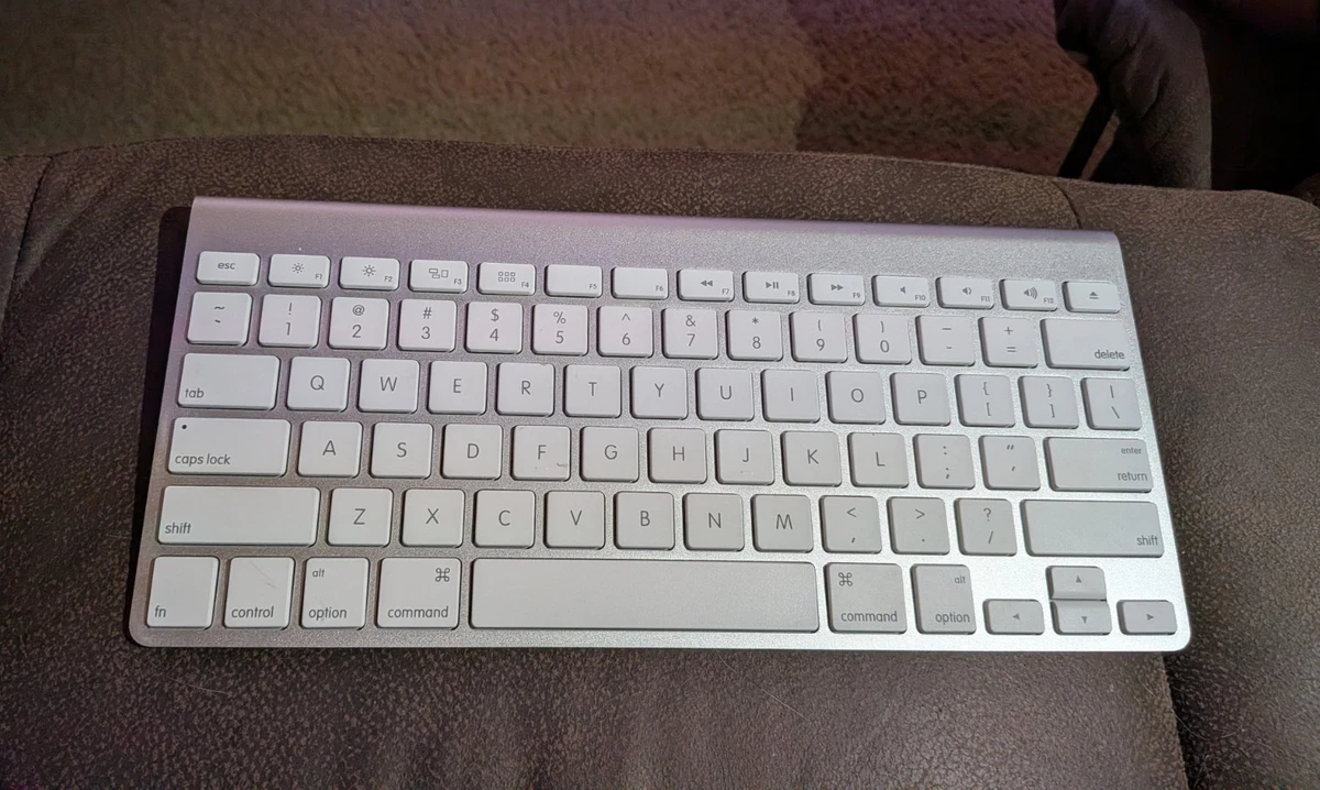 Apple Wireless Computer Keyboards & Numeric Keypads for sale - eBay