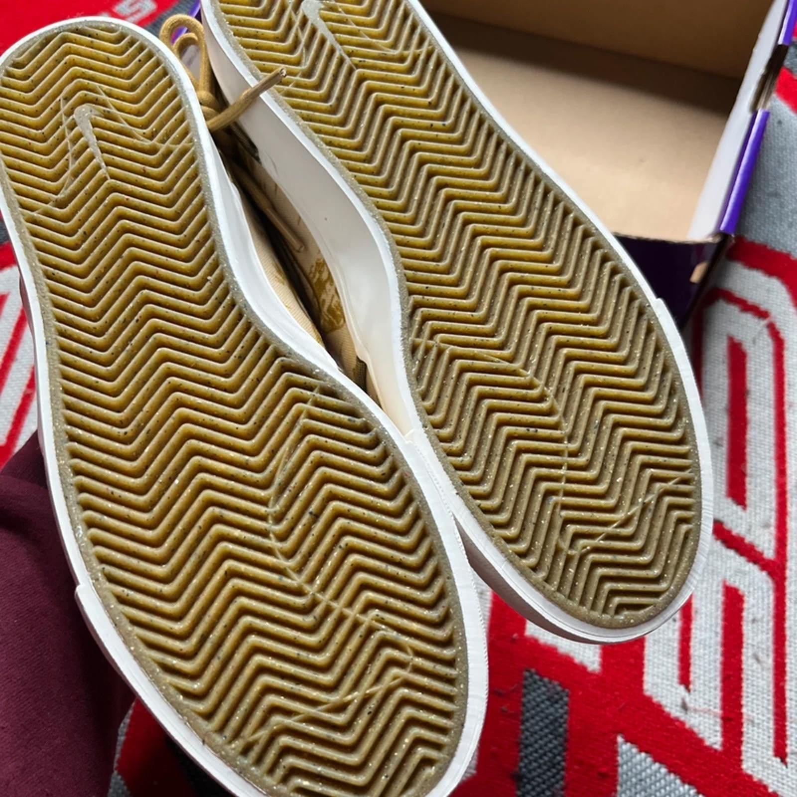 Nike SB Zoom Janoski OG Men’s Gold Skate Trainers | UK Size 4 image 9