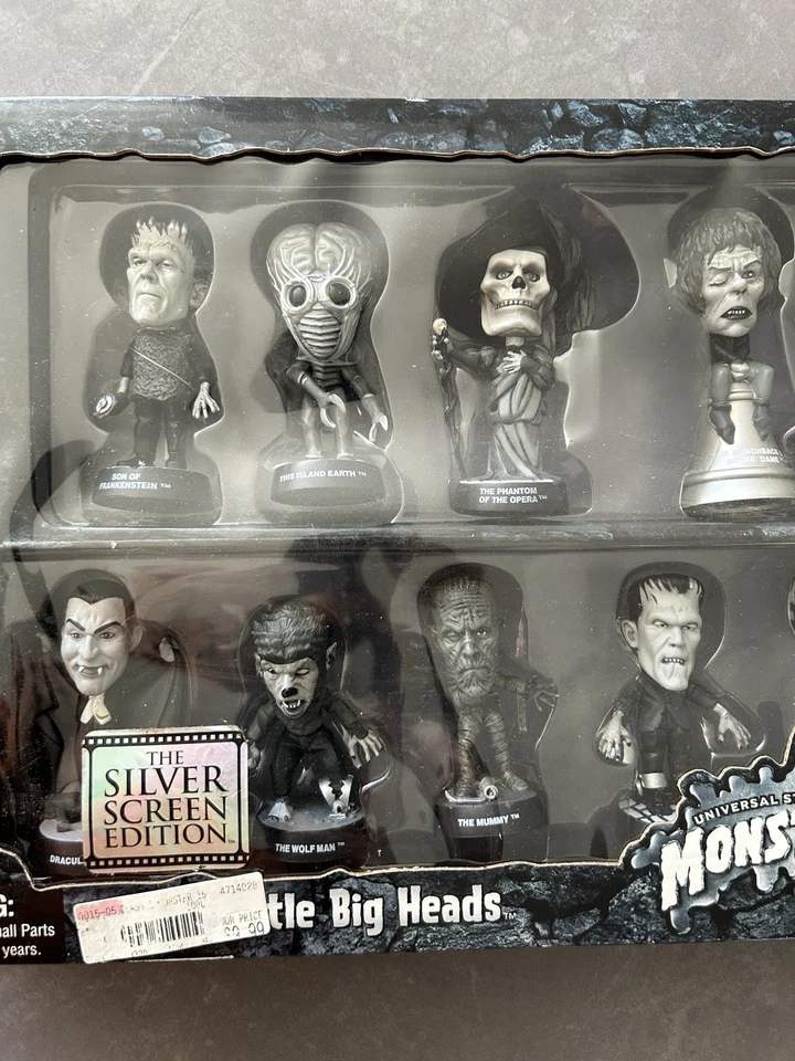 Universal Studios Monsters - Little Big Heads Set Silver Screen Edition No Res! - image 3 of 4