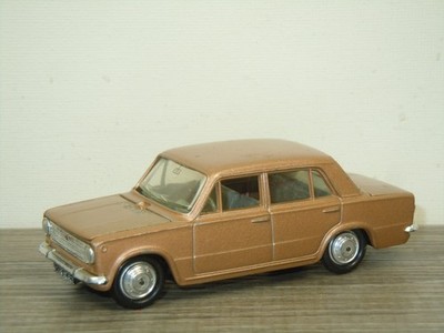 Fiat 124 - Norev Jet-Car 706 France - 1:43 *74167