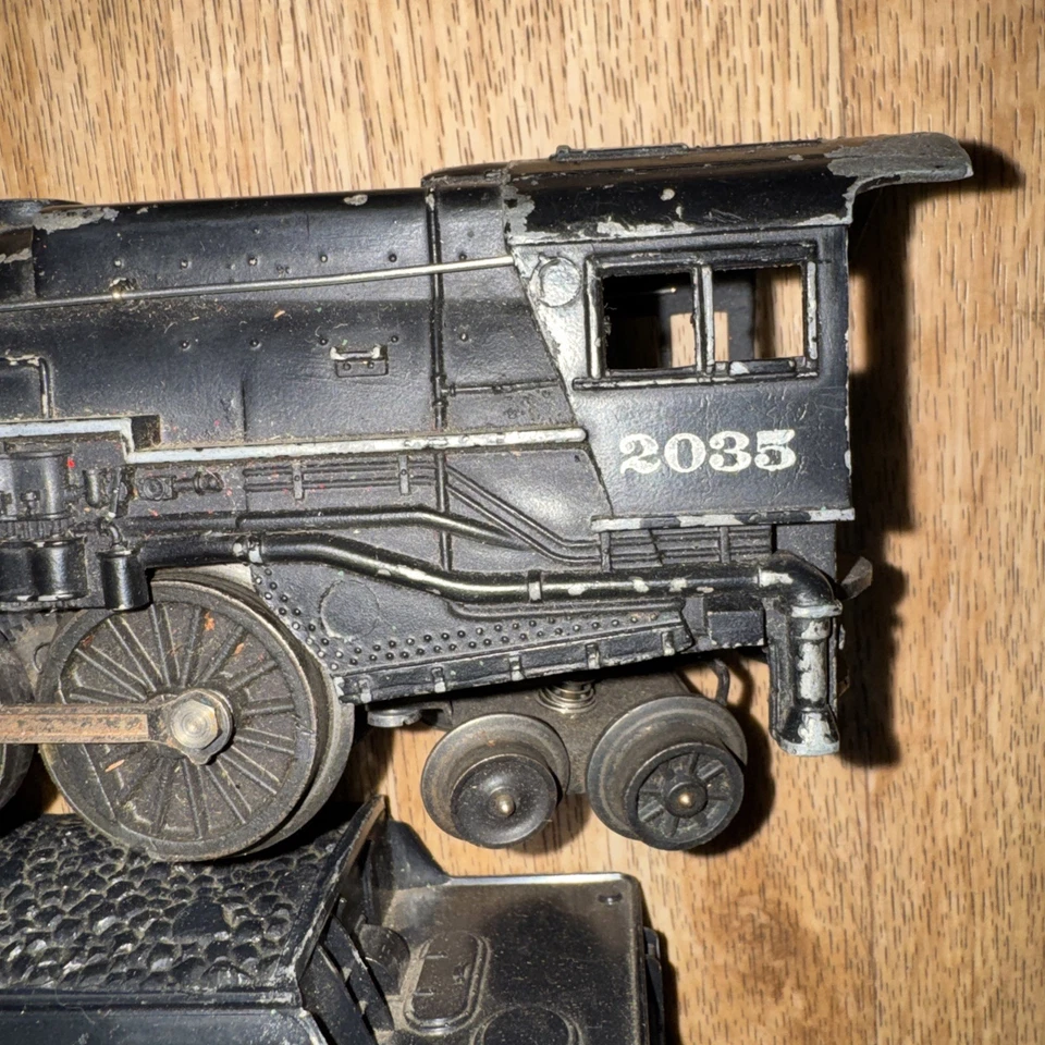 Lionel Postwar 2-6-4 2035 Locomotive And Tender - Image 4 of 4