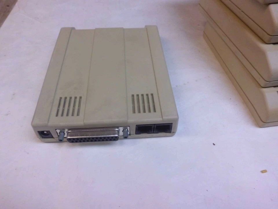 MT2834ZDX MULTITECH SYSTEMS EXTERMAL 28.8K bps DATA/FAX MODEM  WITH POWER SUPPLY - Image 4 of 4