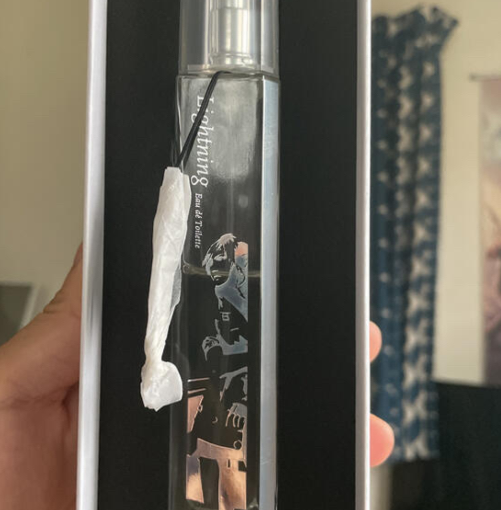 ファイナルファンタジー13 オードトワレ　ライトニング　香水 Final Fantasy IIIX 13 LIGHTNING Eau De Toilette Cologne Square