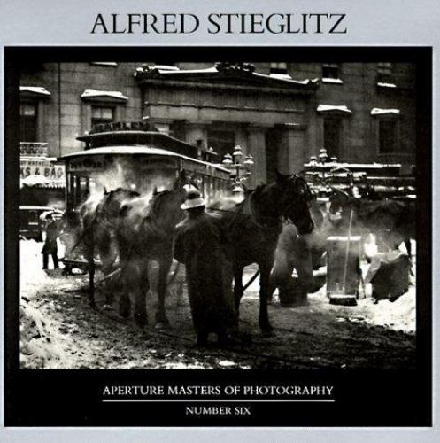 Alfred Stieglitz; Aperture Masters of Phot- paperback, 9780893813093, essay, new - Picture 1 of 1