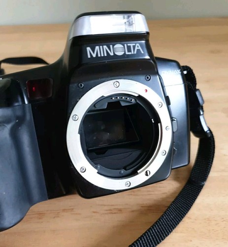 Minolta Dynax 5000I SLR Camera Body Only Spares/Repairs - Picture 6 of 6