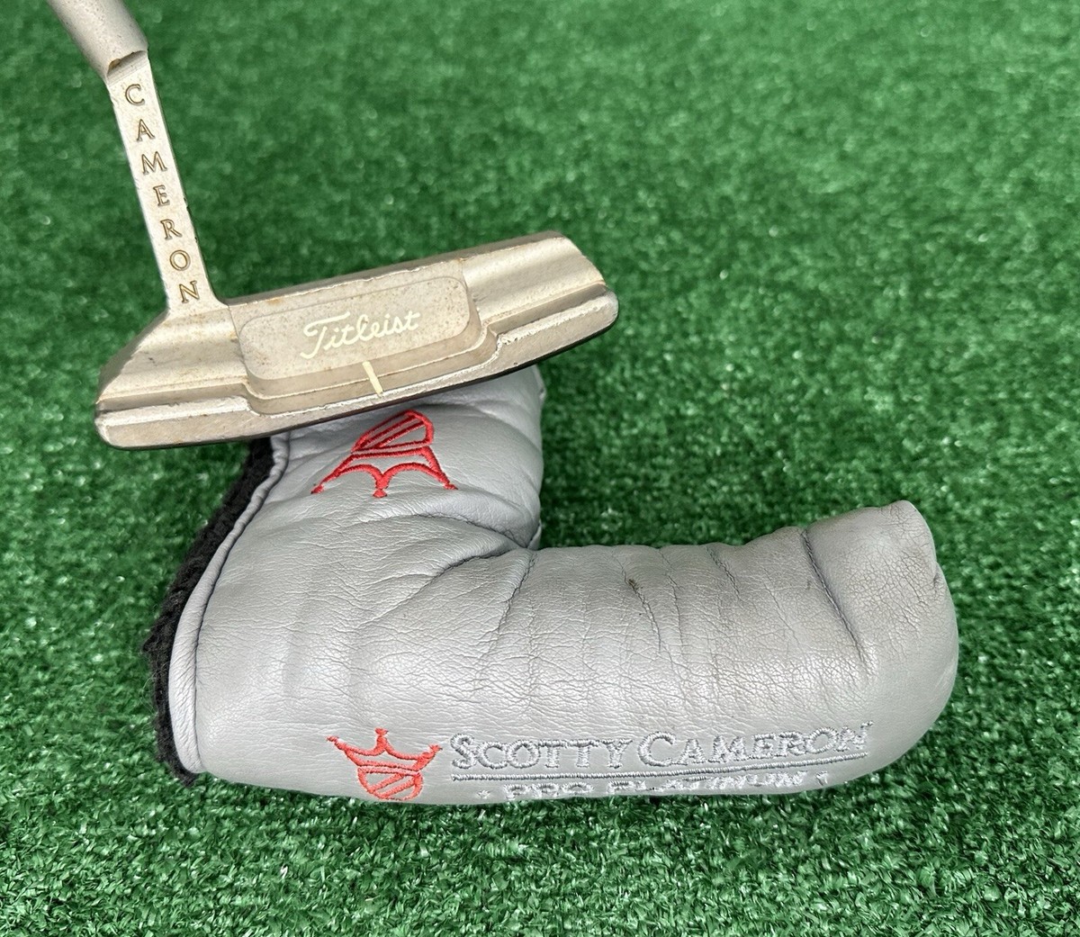 Titleist Scotty Cameron Pro Platinum Putter Head Cover Titleist Scotty Cameron Pro Platinum Putter Head Cover