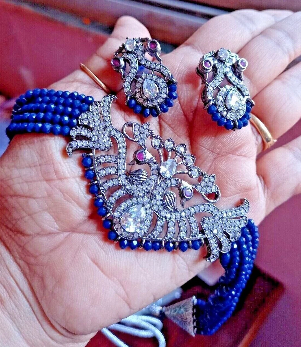 Royal choker shop necklace