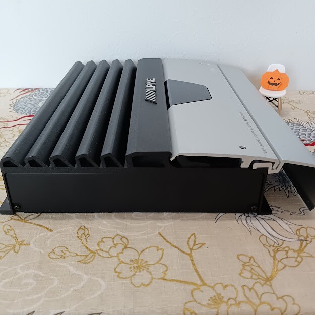 Alpine MRV-F340 12V Car Amplifier 4ch Power Amp Old Class Alpine MRV-F340 12V Car Amplifier 4ch Power Amp Old Class