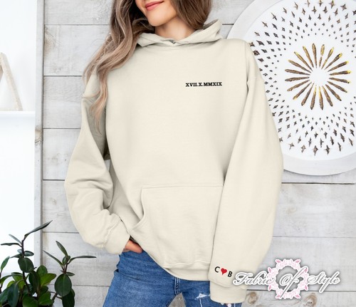 Sudadera con capucha con capucha bordada con número romano, fecha de aniversario personalizada pareja - Imagen 9 de 13