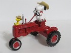 SNOOPY PEANUTS WOODSTOCK HAMILTON FARMALL LIMITED EDITION DIECAST FIGURINE 2015 — photo 2