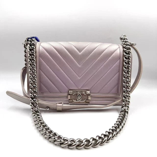 11.04 16 Chanel Boy Top Handle Shoulder Bag