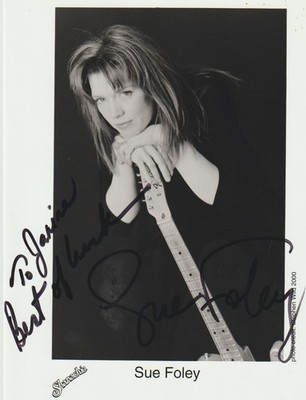 Sue Foley - kanadische Musikerin - Originalautogramm