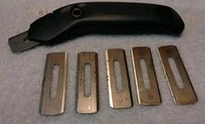 10-520 STANLEY CARPET KNIFE &5 BLADES USA 🇺🇸