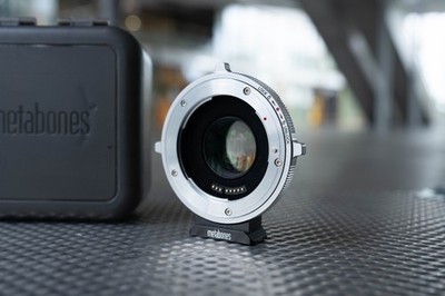 Metabones EF auf MFT T Cine Speed Booster XL 0.64