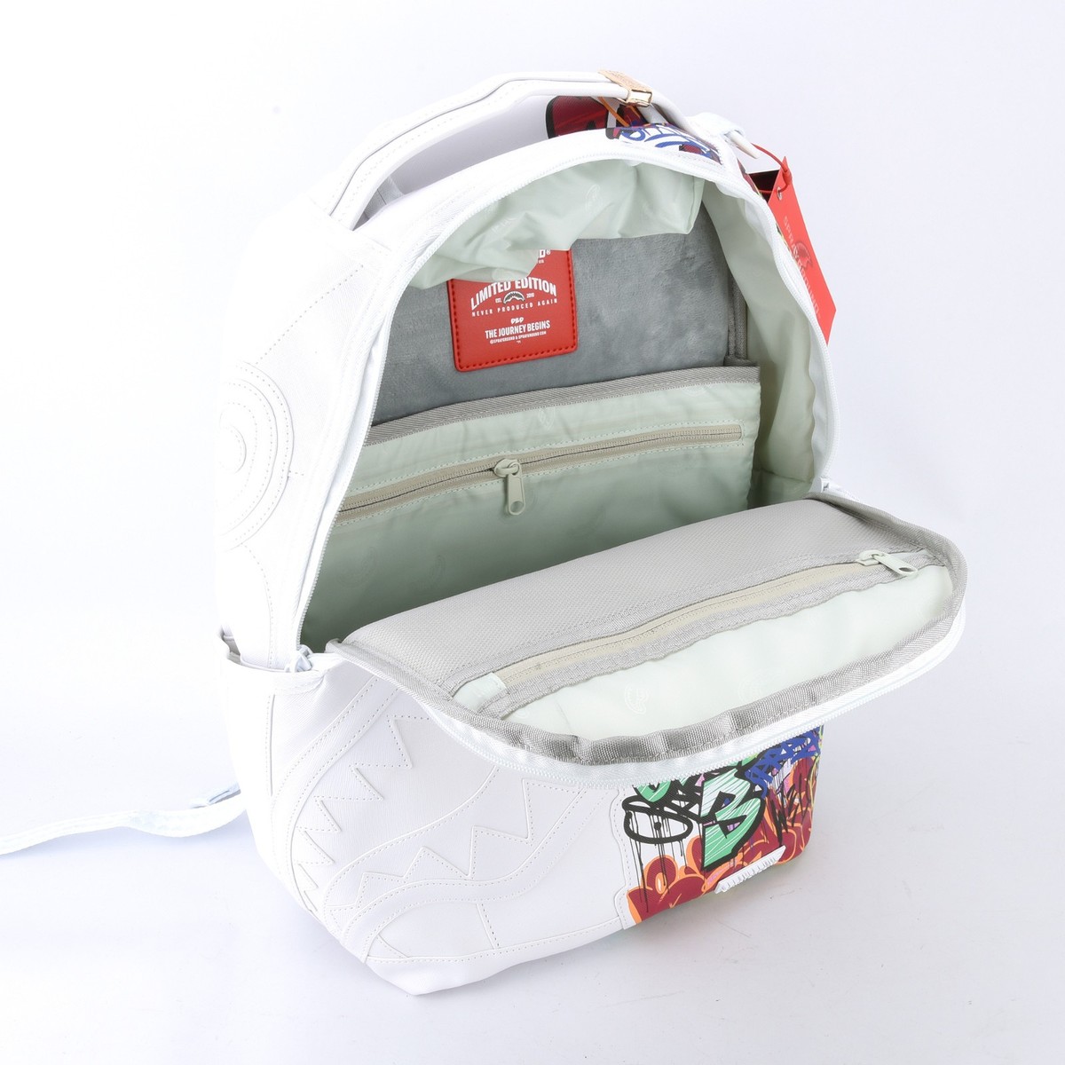 バッグ SPRAYGROUND Sprayground Shark DLXV Leather Bag Backpack Half Graff White