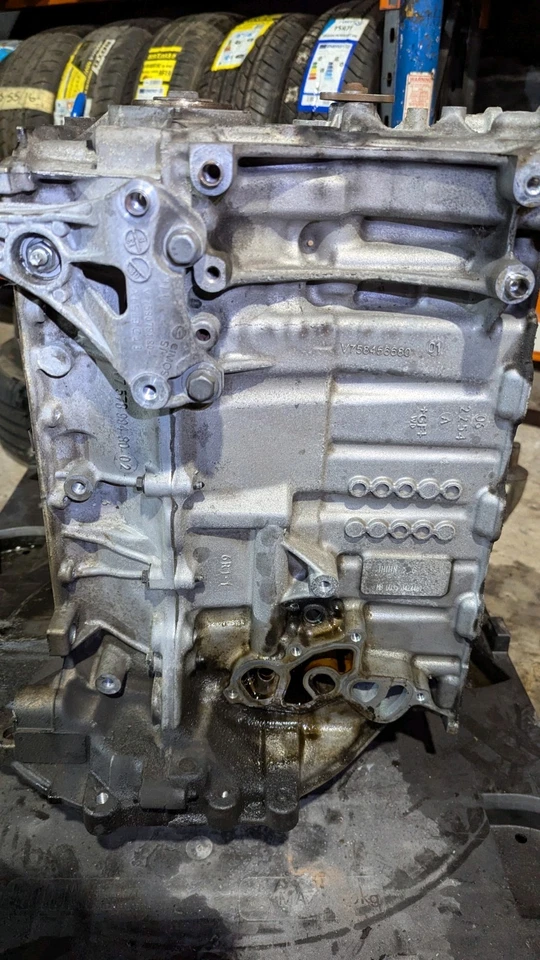 MINI Countryman PEUGEOT CITROEN ENGINE BLOCK V757899480 - Image 2 of 4