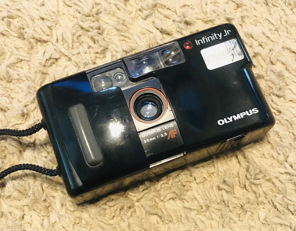 Olympus Infinity Jr Quartzdate Point & Shoot 35mm Film Camera 1:3.5 Tested Works
