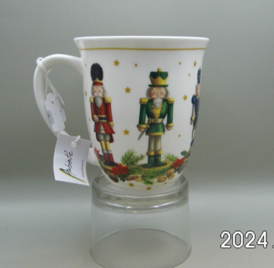 Fine Bone China ( Knochenporzellan )  Weihnachtsbecher  '' Nussknacker ''