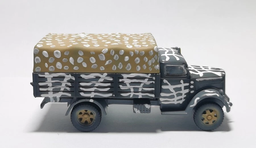 War Wings 1/72 German KFZ.305 OPEL BLITZ Eastern Front Autumn 1942 Finished - Image 3 of 4