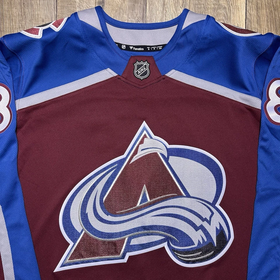 NEW Colorado Avalanche Martin Necas Fanatics NHL Hockey Home Jersey Men’s S $175 - Image 3 of 4