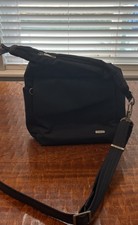 Travelon Anti-Theft Classic Messenger Bag Black RFID Crossbody EUC 42242
