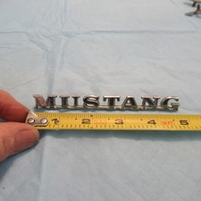 VINTAGE AUTOMOBILE EMBLEM FORD MUSTANG