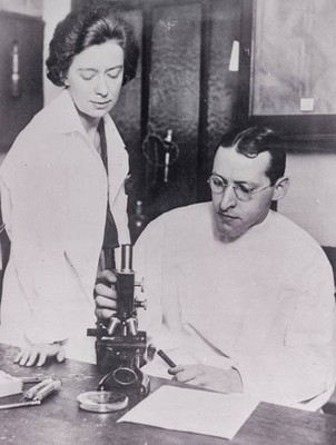 Isolated Flu germ Chicago Ill Dr Isidore S Faulk 30 years old prof- Old Photo