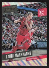 2017 PANINI PRESTIGE LAURI MARKKANEN 157 MINT MIST RC BASKETBALL CHICAGO BULLS