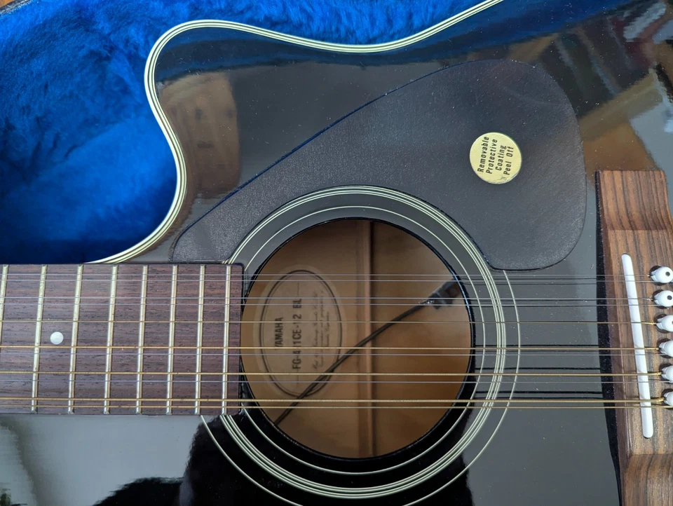 Chitarra Acustica 12 corde YAMAHA FG411CE 12BL - Immagine 4 di 4