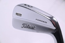 Hierro Titleist MB 710 #3 / 21 grados / eje de acero rígido flexible