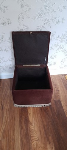 Vintage 1960s square pouffe footstool brown velour & fringed edge Retro - Picture 3 of 9