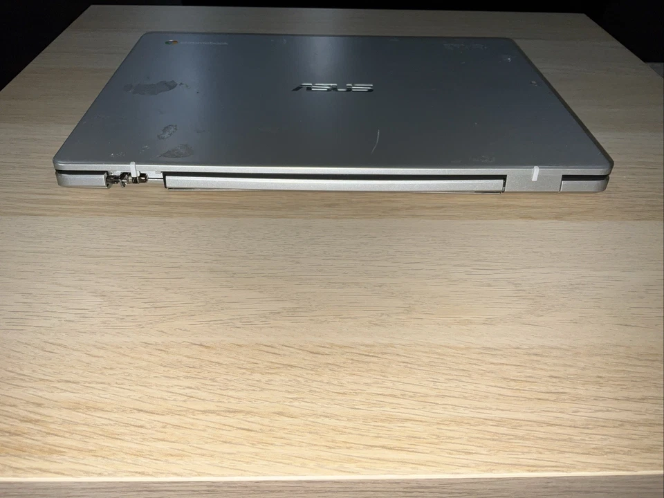 ASUS Chromebook C423N/C424M-BS01-CB Celeron 14" For Parts - Image 4 of 4