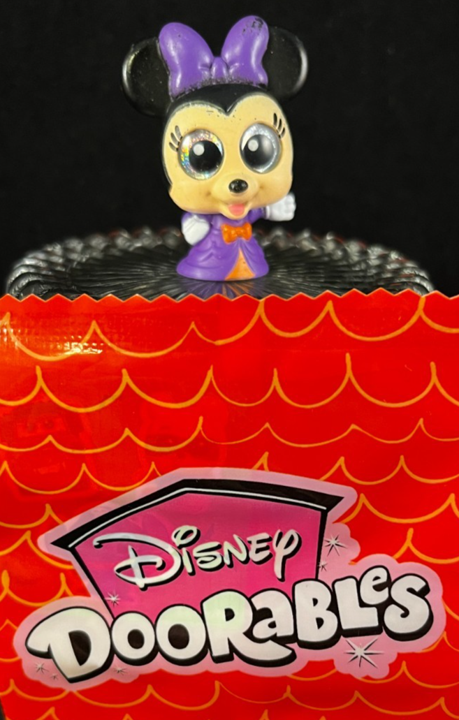 Disney Doorables - Haunted Halloween Countdown - Minnie Mouse