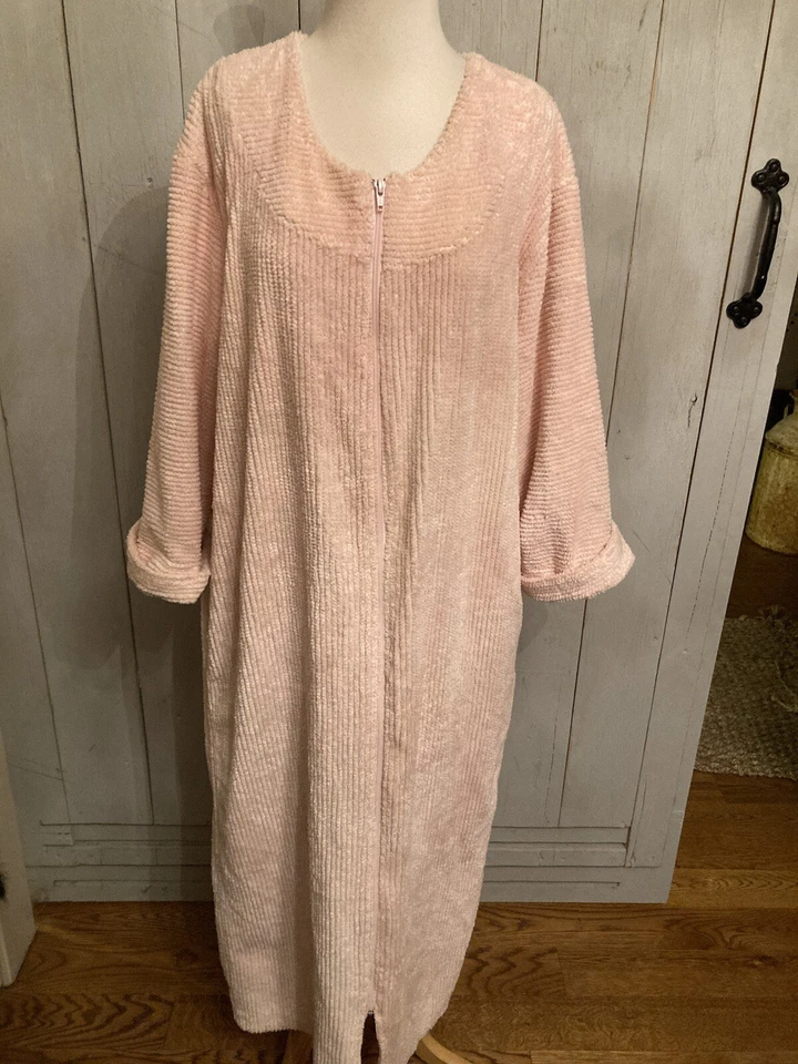 Bata larga con cremallera de tela de rizo de chenilla rosa íntima Talbots para mujer M Foto 3 de 4