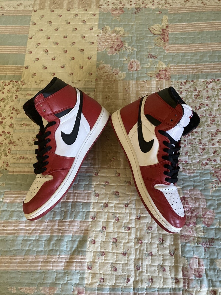 NIKE Air Jordan Retro 1 High OG Chicago White Varsity 555088-101