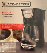 Black & Decker - DCM100B - 12-Cup Programmable Coffeemaker - Black