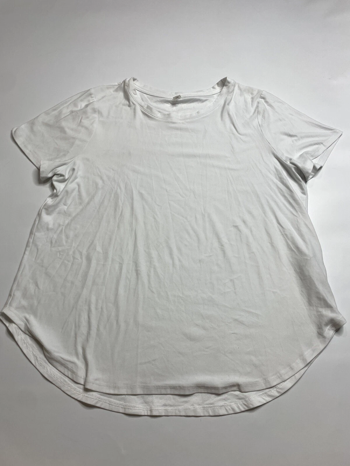 beyond-yoga featherweight on the down low small stain shirt