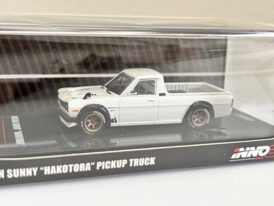 激レアイノモデル INNO64 サニートラックハコトラチェイス チェース INNO64 1:64 White Nissan Sunny Hakotora Pickup Truck Diecast Model