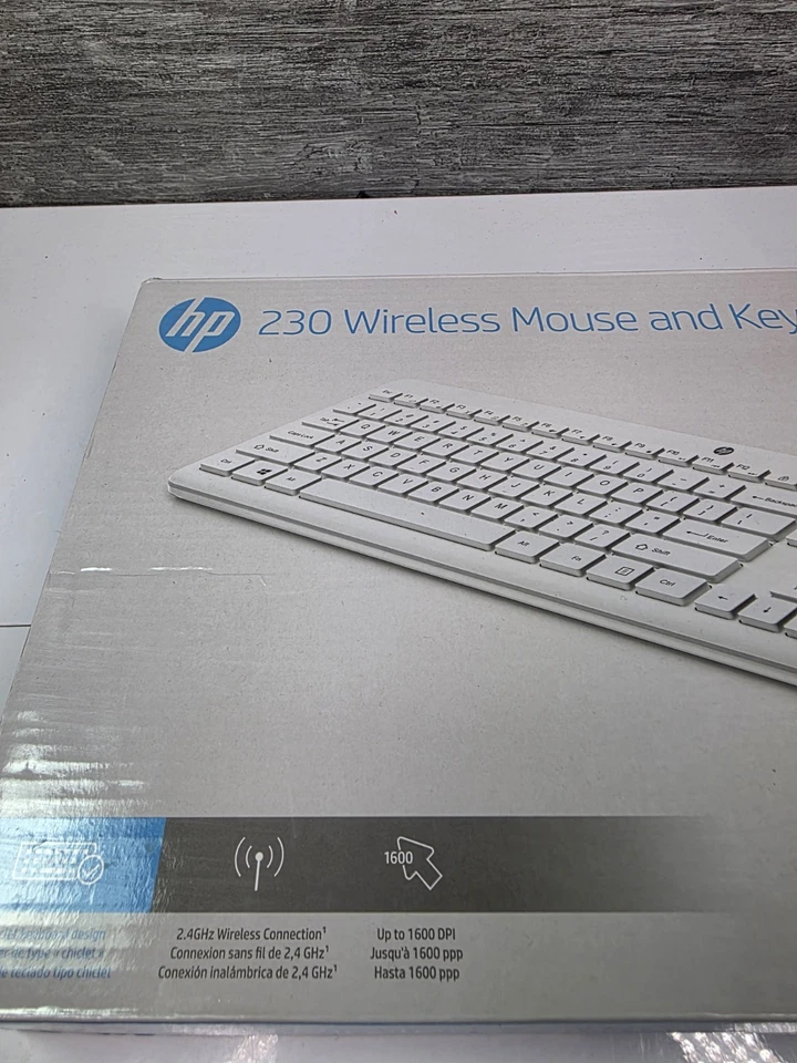 HP 230 Wireless Mouse and Keyboard Combo 1600 DPI QWERTY UK Layout 2.4GHz White - Image 2 of 4